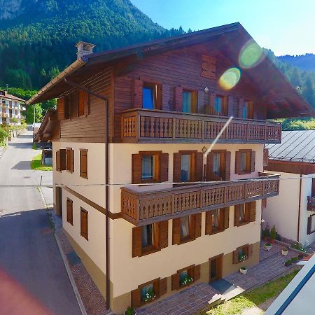 Ajarnola Locazioni Turist Hotel Auronzo di Cadore Ngoại thất bức ảnh